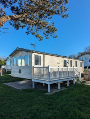 Relaxing Holiday Home Chickerell View Littlesea Haven